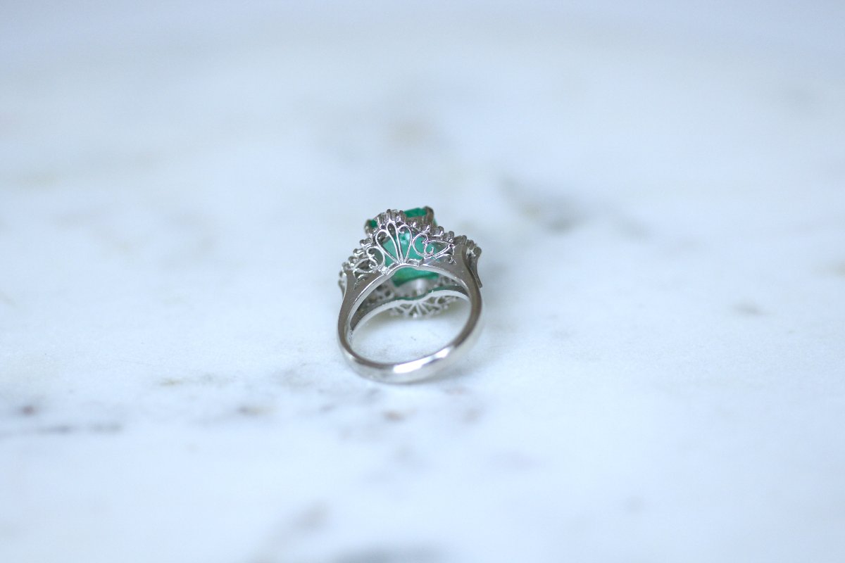 Bague Jupe Emeraude Colombienne 3,70 Cts et Diamants sur Platine-photo-6