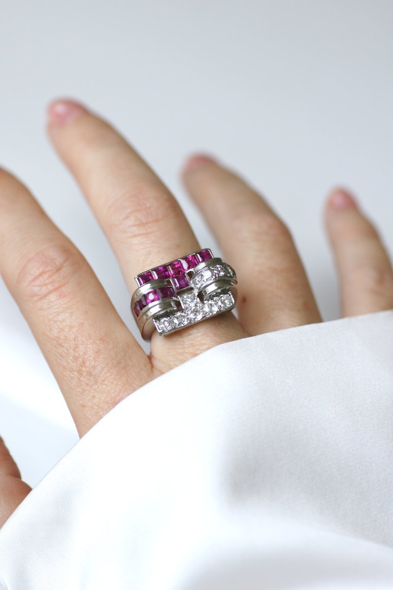 Art Deco Signet Ring With Burma Ruby And Diamond On Platinum-photo-2