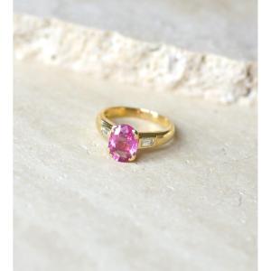 Pink Tourmaline And Baguette Diamond Ring In Yellow Gold