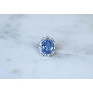 Bague Ovale Art Déco Saphir de Ceylan Non Chauffé 10,50 Cts et Diamants sur Or et Platine
