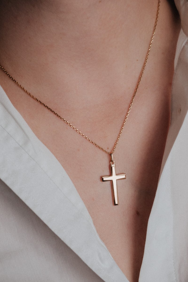 Rectangular Cross In Yellow Gold 750/000