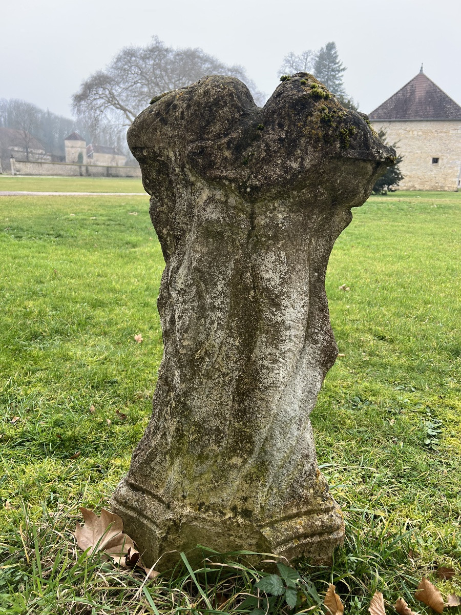 Pierre de parc borne sculpture en pierre zoomorphe -photo-2