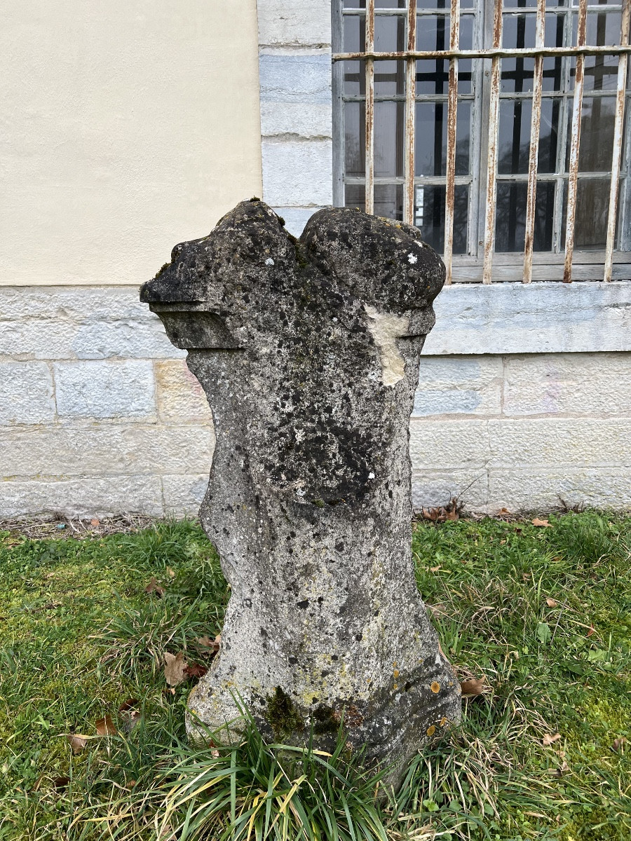 Pierre de parc borne sculpture en pierre zoomorphe -photo-8