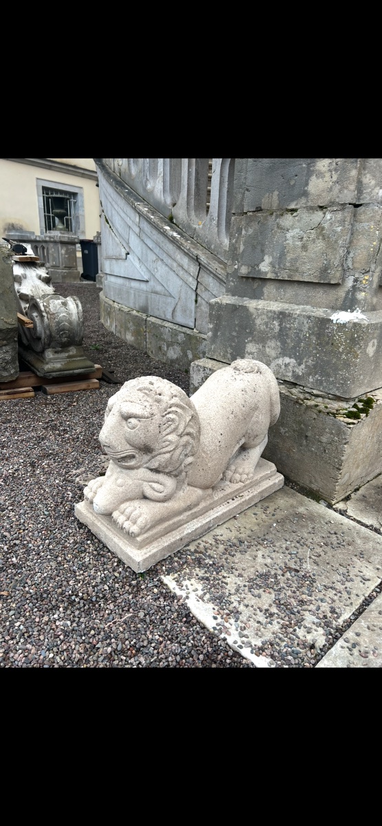Paire de lions années 1940/50 en pierre reconstituée sculpture de parc -photo-1
