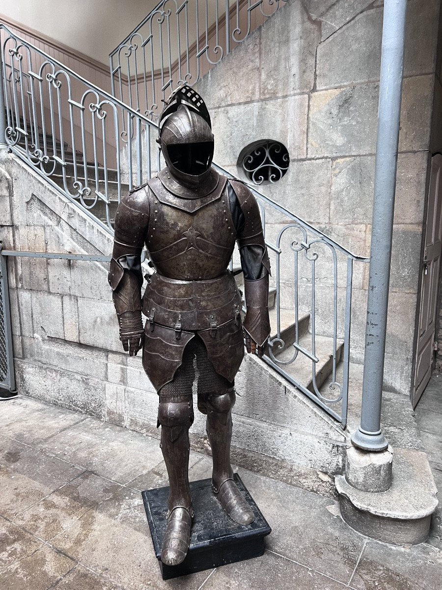 Armure XIX ème en acier décorateur médiéval chevalier