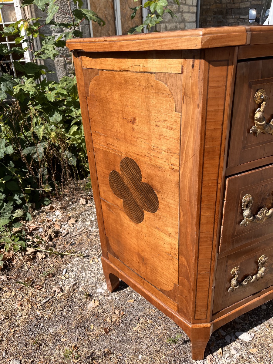 18th-century Chest Of Drawers From Eastern Lorraine -photo-2