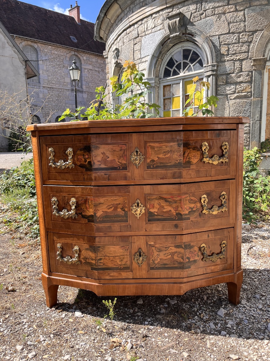 18th-century Chest Of Drawers From Eastern Lorraine 