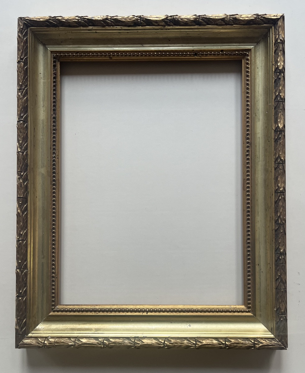 Cadre ancien bois et stuc doré Barbizon feuillure atypique 26.2 cm x 20,5 cm 