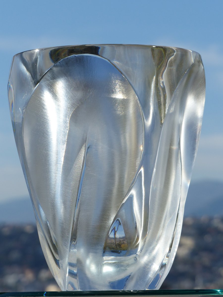 Lalique Vase -photo-2