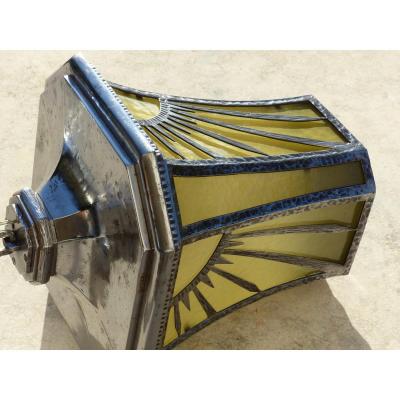 Lanterne Art Deco En Fer Forgé Et Verre Galbé 