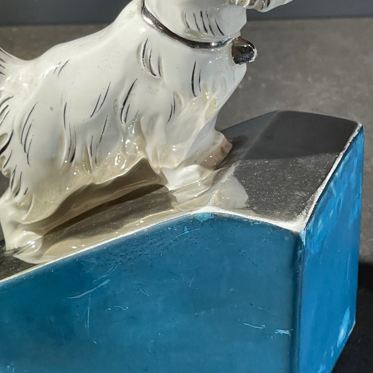 Asymmetrical Art Deco Bookends, Scottish Terrier Dog And Cat, White Blue Chrome, Ceramic-photo-4