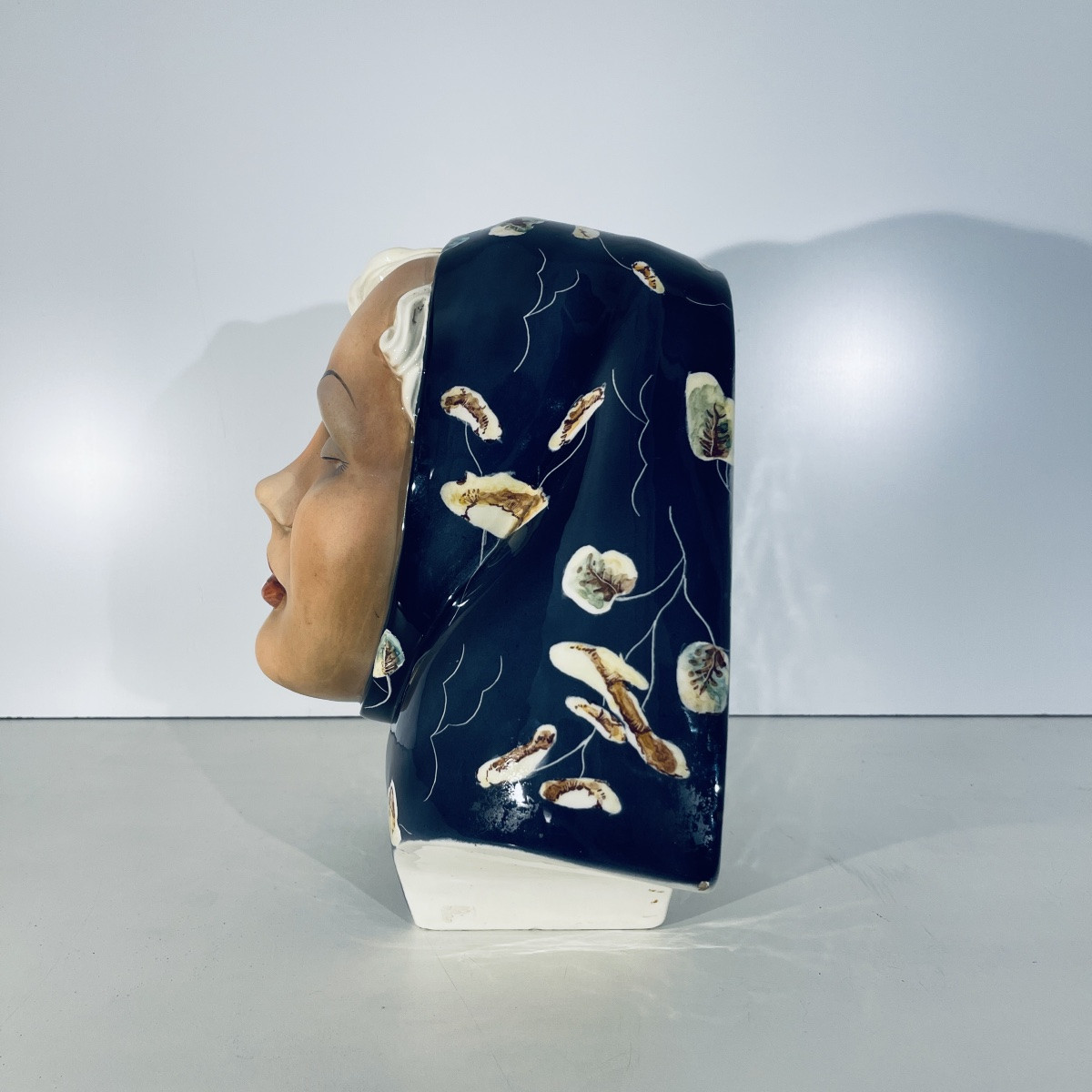 Triart Bassano 'face Of A Woman With A Veil' Bust Sculpture, Polychrome Art Deco Ceramic, Ca 19-photo-2