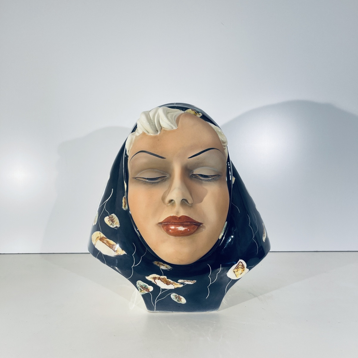 Triart Bassano 'face Of A Woman With A Veil' Bust Sculpture, Polychrome Art Deco Ceramic, Ca 19-photo-8