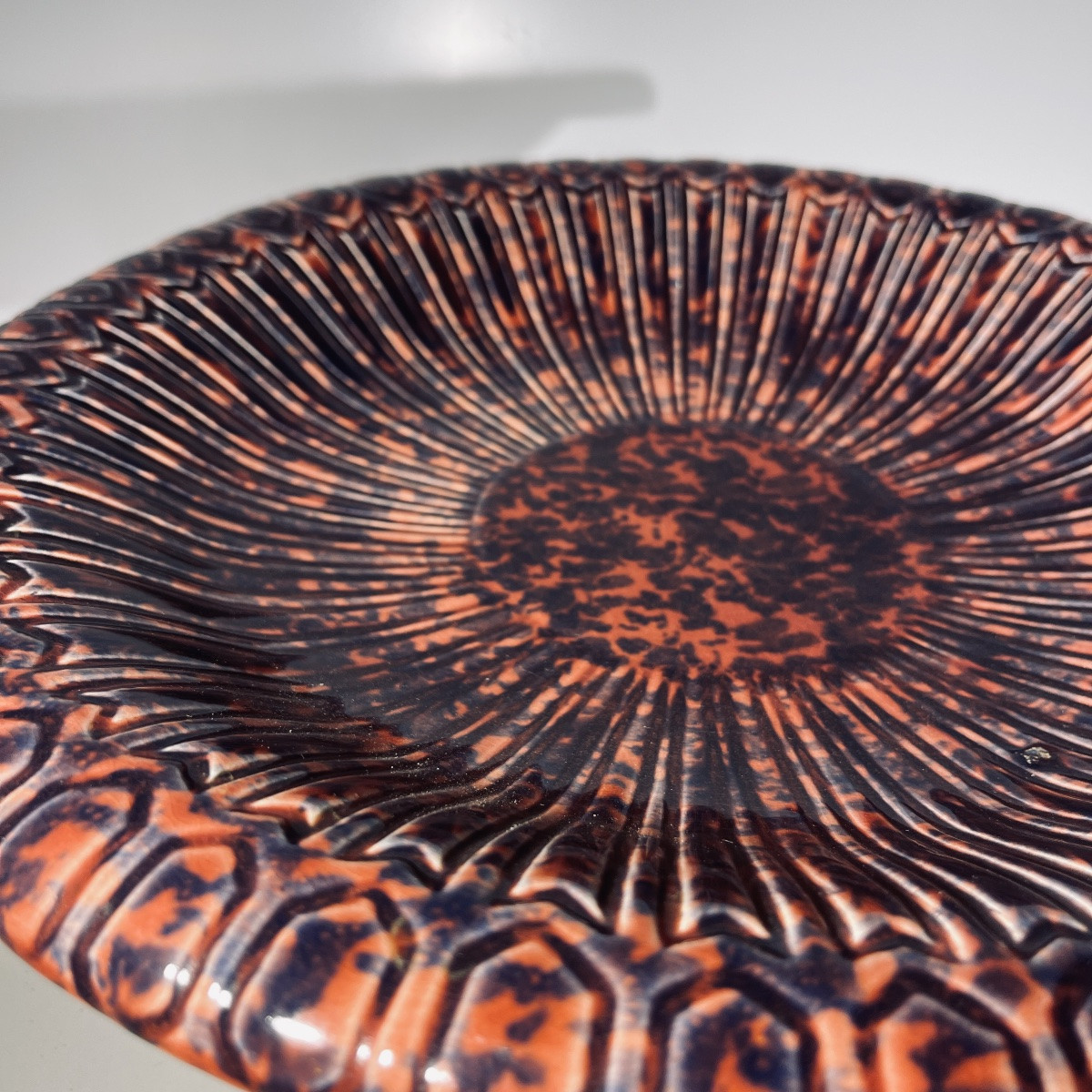 Jean Luce pour Villeroy & Boch Luxembourg Septfontaines, coupe / plat Art Déco tripode en céram-photo-4
