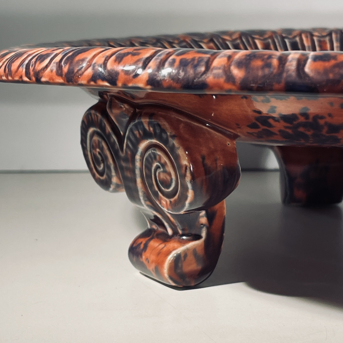 Jean Luce pour Villeroy & Boch Luxembourg Septfontaines, coupe / plat Art Déco tripode en céram-photo-3