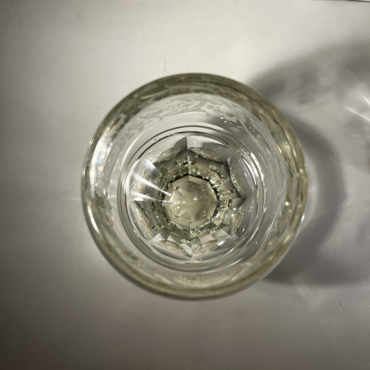 Pair Of Stemmed Glasses In Thick Cut Crystal With Scrollwork And Monogram Decoration, Circa 1900 -photo-7