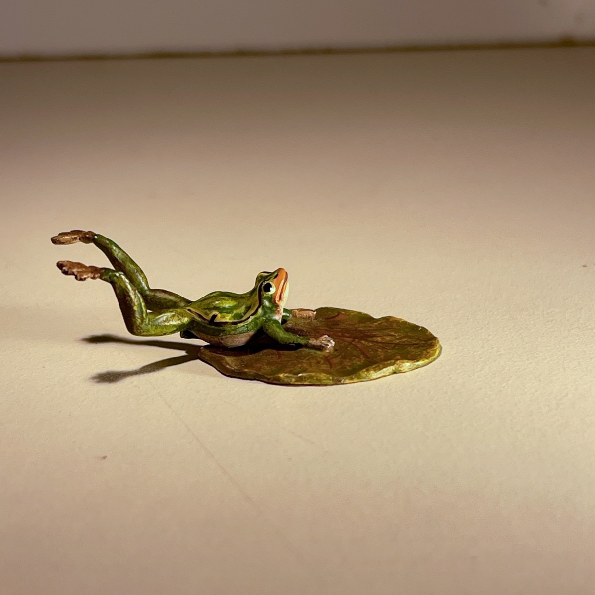 Franz Bergmann "Grenouille plongeante au nénuphar" sculpture bronze de Vienne polychrome, 1900-photo-3