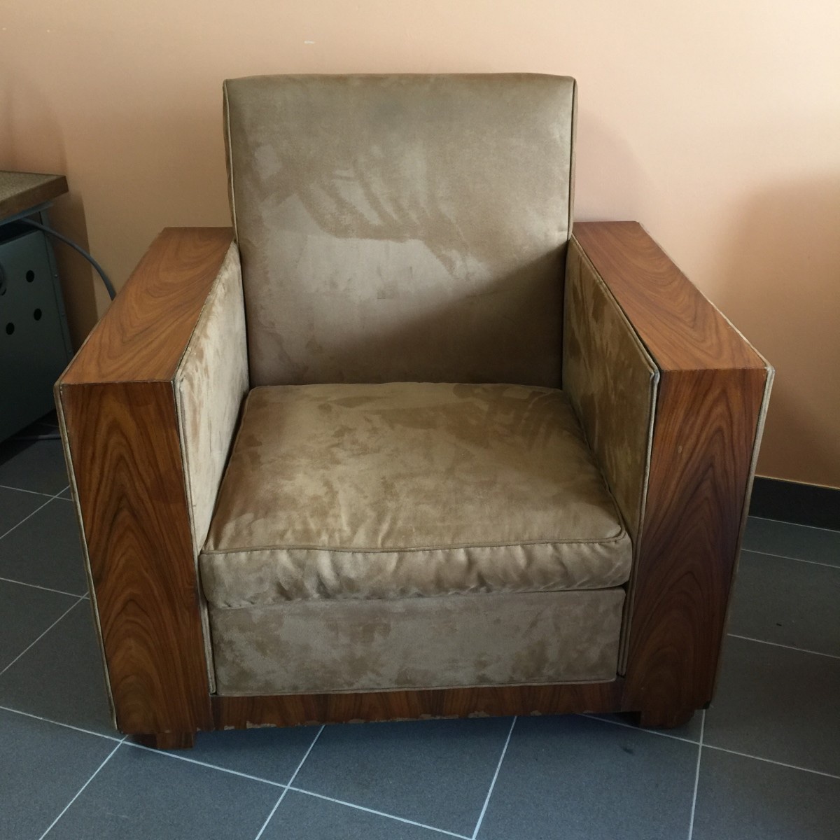Pair Of Modernist And Cubist Art Deco Armchairs / Clubs, Alcantara And Walnut, Circa 1930-photo-6