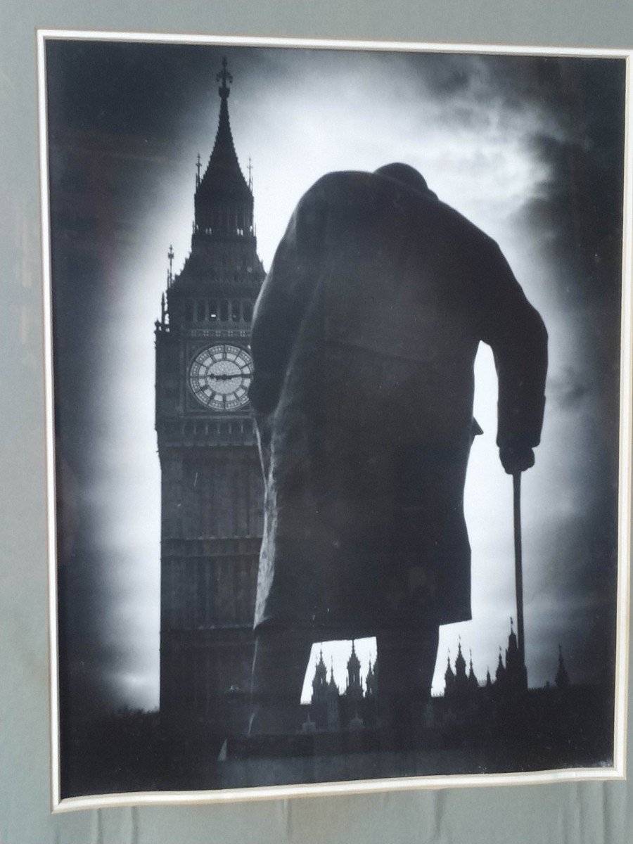 Giacomo Brunelli : Photo Noir Et Blanc Brillant.  Londres.