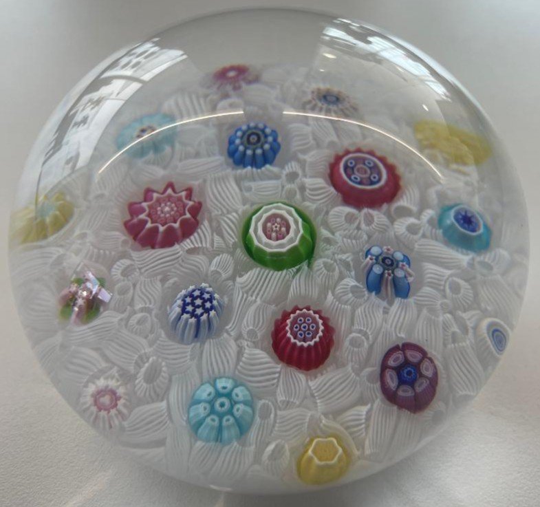 Baccarat Paperweight 1985 - Number 29.-photo-3