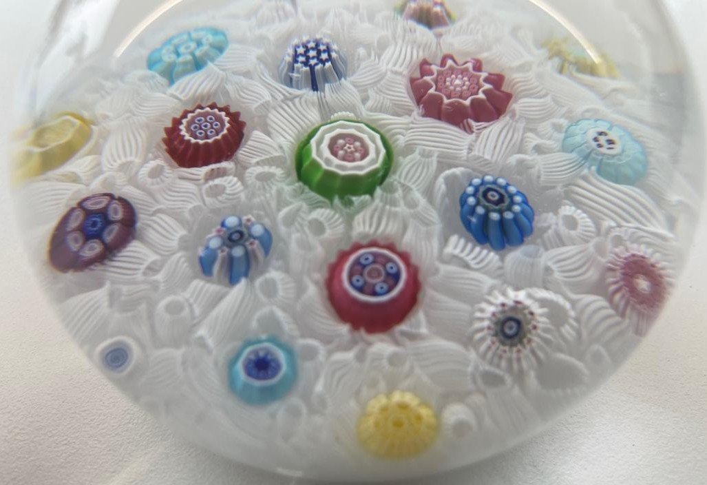 Baccarat Paperweight 1985 - Number 29.-photo-4