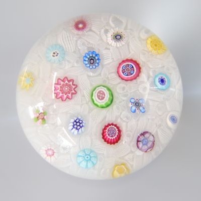 Baccarat Paperweight 1985 - Number 29.