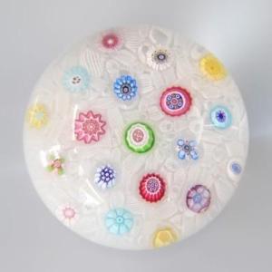 Baccarat Paperweight 1985 - Number 29.