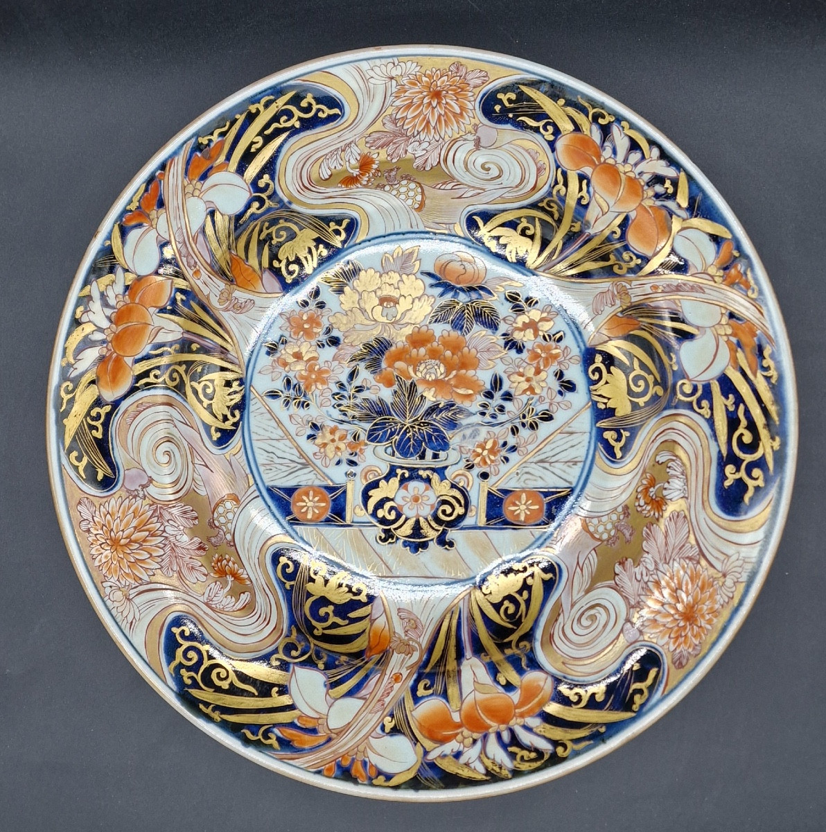 Japan - Large Round Dish - Arita - Imari - Edo - 17/18th.