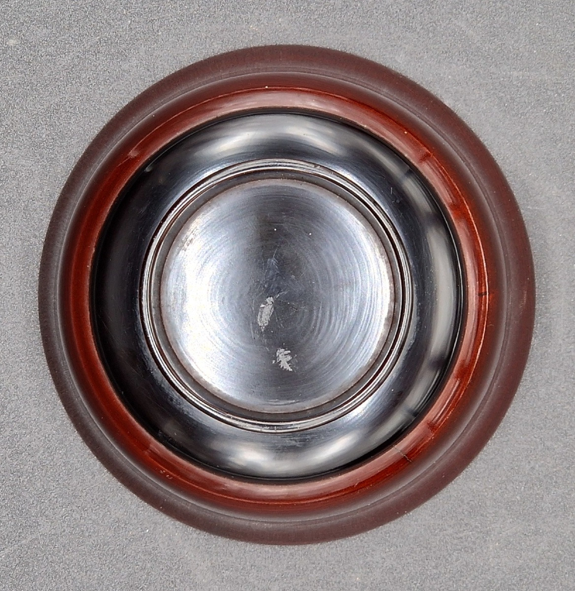 Japan - Pair Of Large Lacquered Wooden Bowls With Hiramaki-e Decoration And Saucers - Shōwa.-photo-2