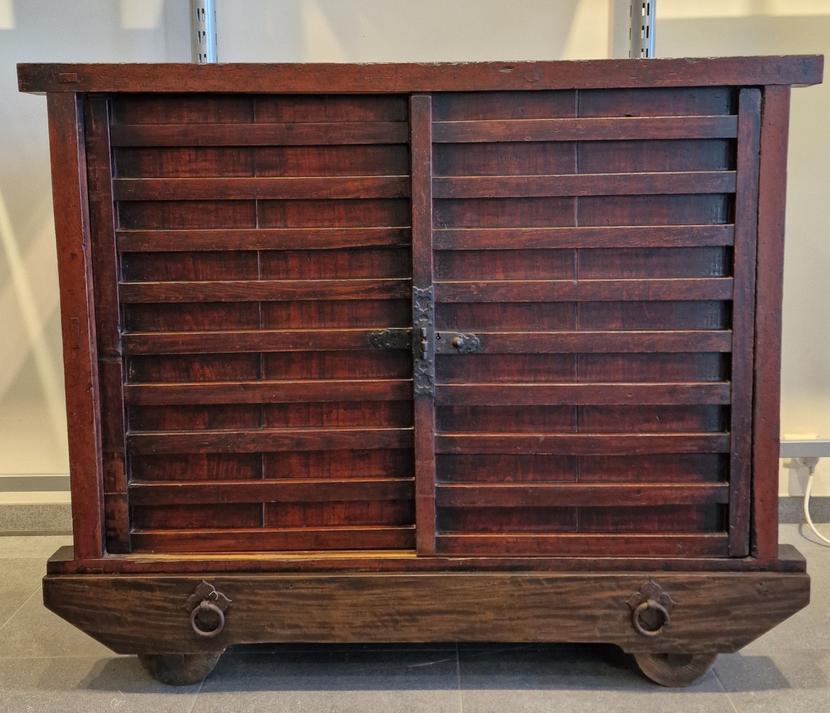 Japan - Kuruma Tansu - Edo