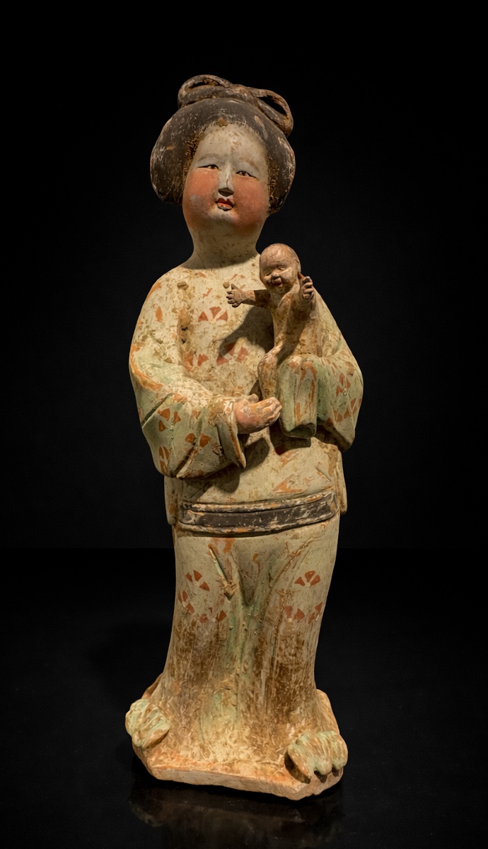 China - Large Fat Lady Holding A Child - Tang - Tl