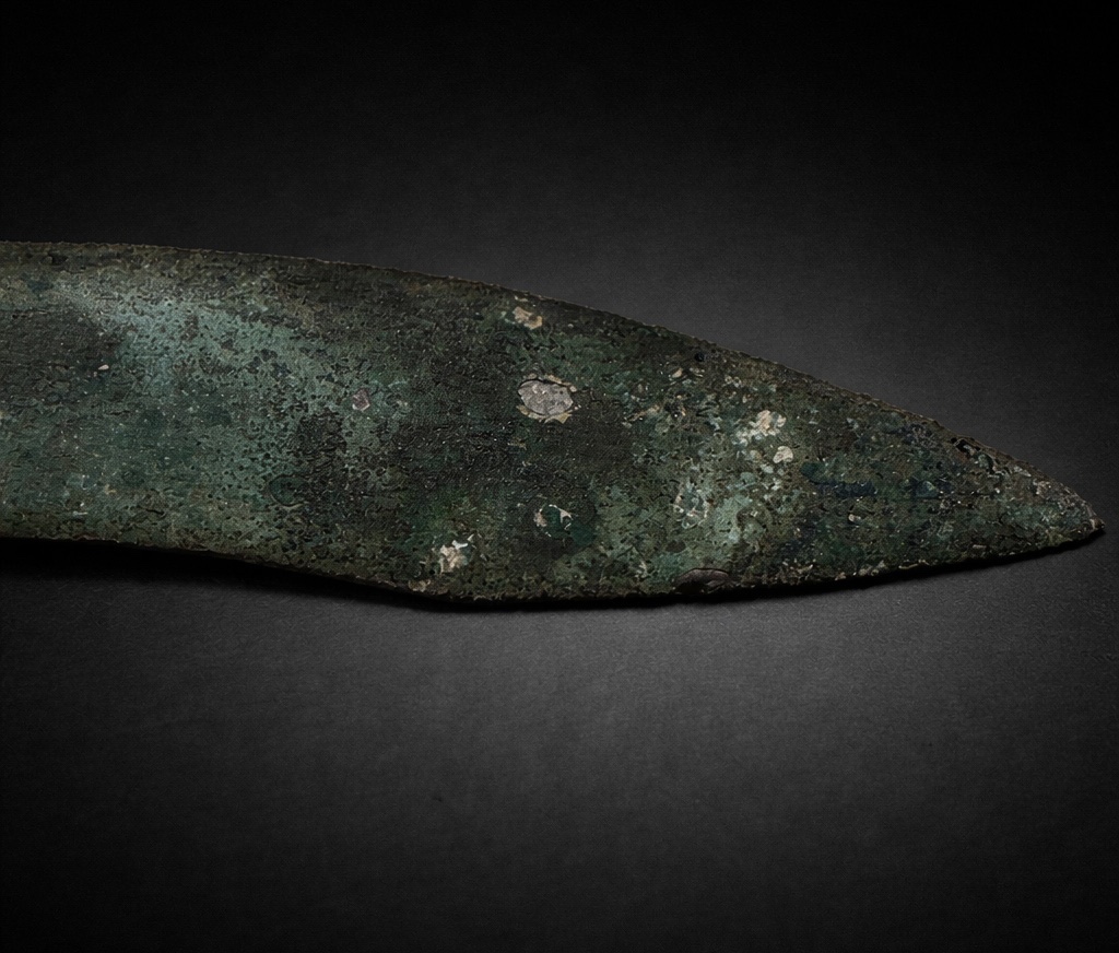 China - Dagger-axe -photo-2