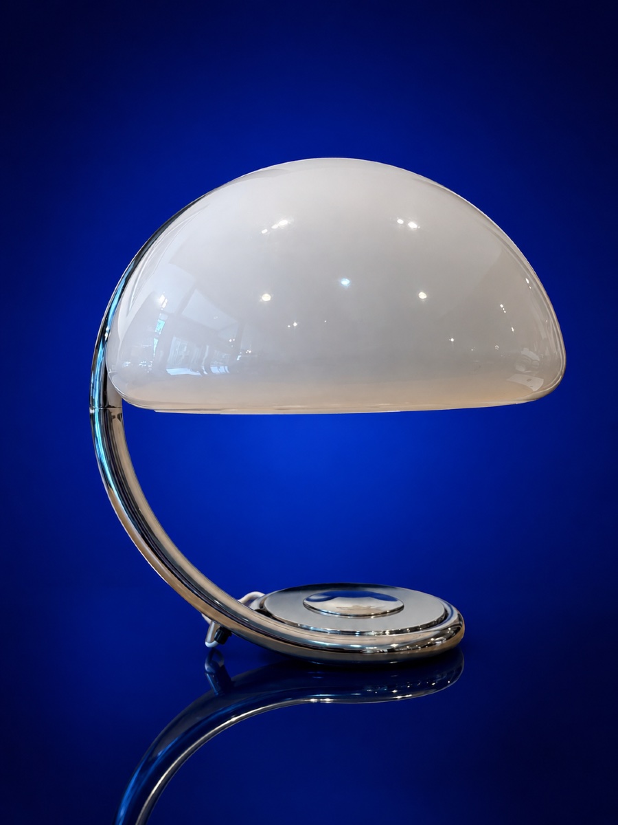 Italy - "serpente" Table Lamp (model 599) - Martinelli Luce - 1965