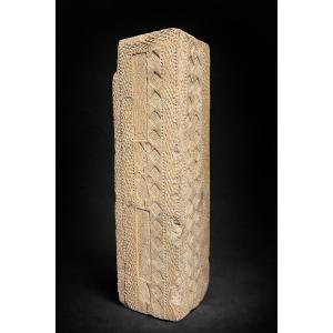 Chine - Pilier / Brique de Tombeau Creuse - Décor aux dignitaires - Dynastie Han - TL