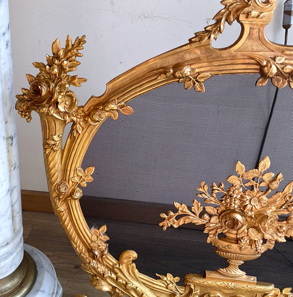 19th-century Louis XVI Style Gilt Bronze Fire Screen-photo-1