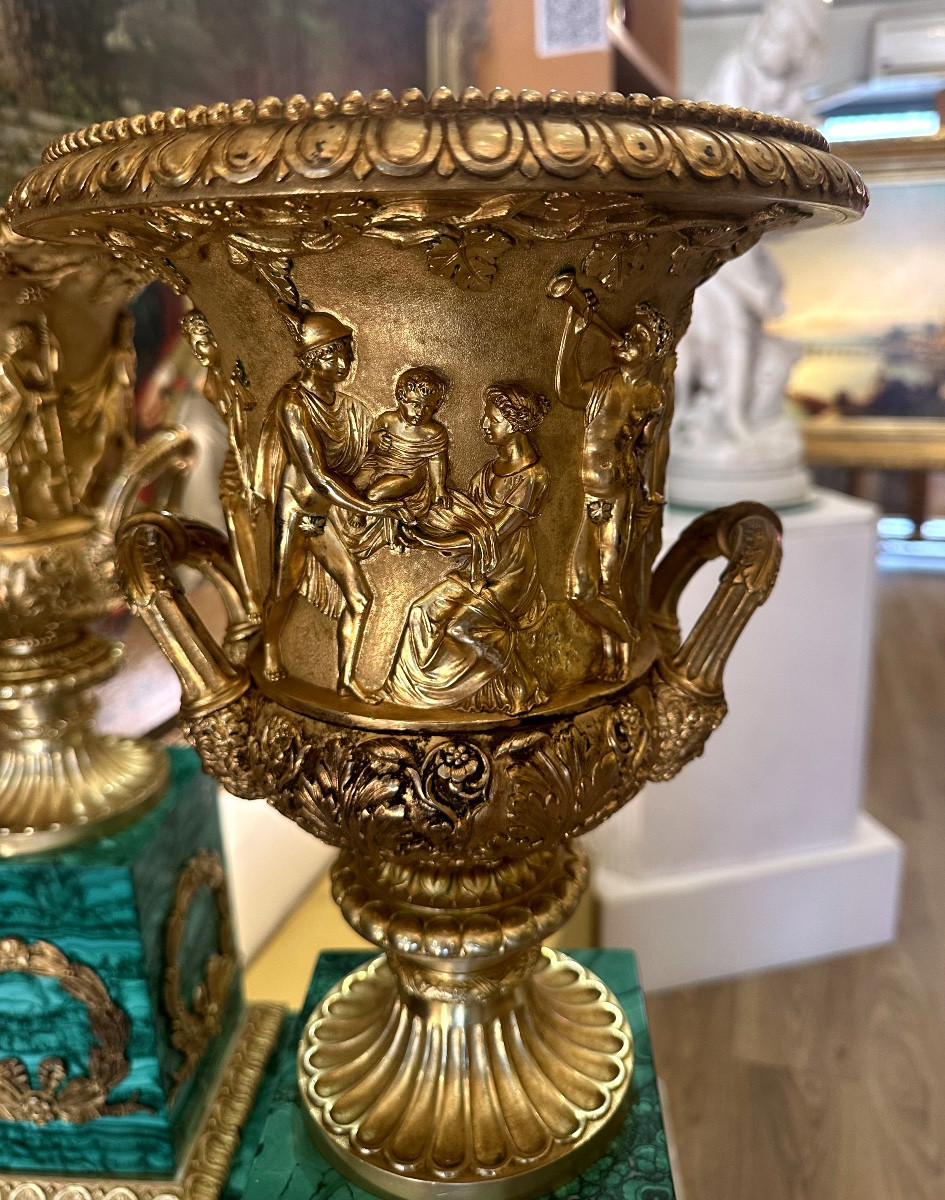 Paire de vases Médicis bronze dorė et Malachite -photo-2