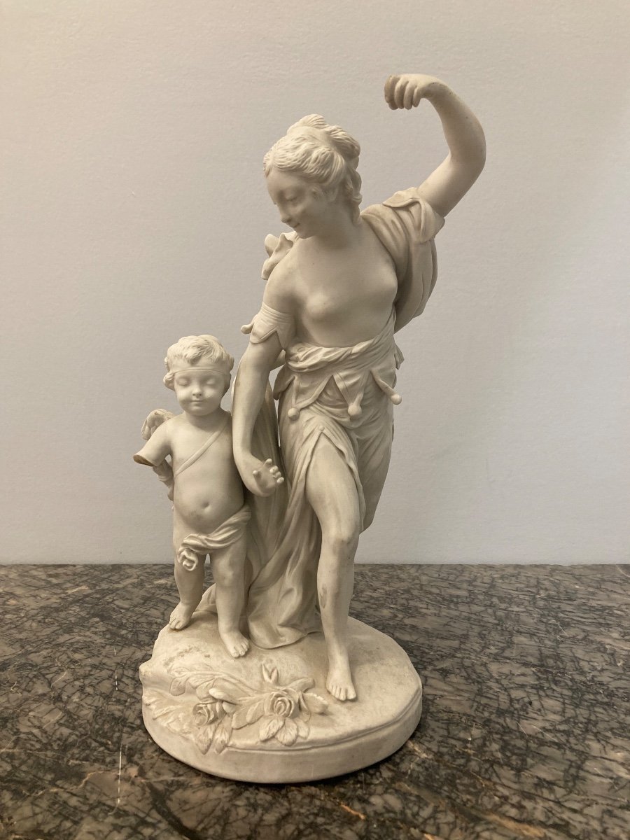 Venus et Amour - Groupe en biscuit de porcelaine - Vers 1900
