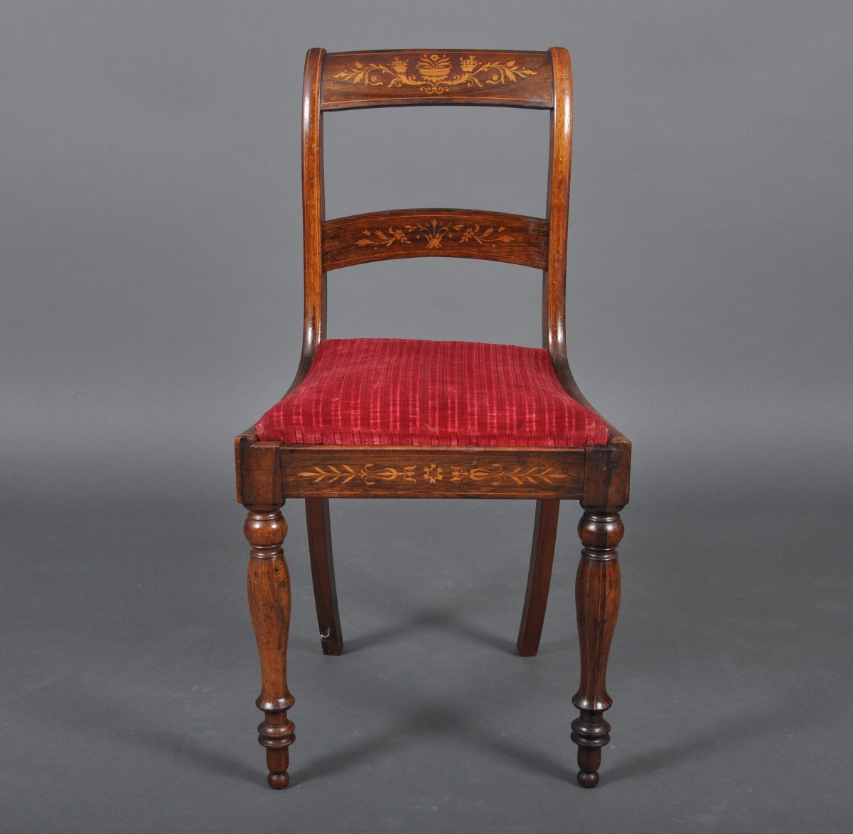Suite de six chaises d'époque Charles X en palissandre.-photo-3