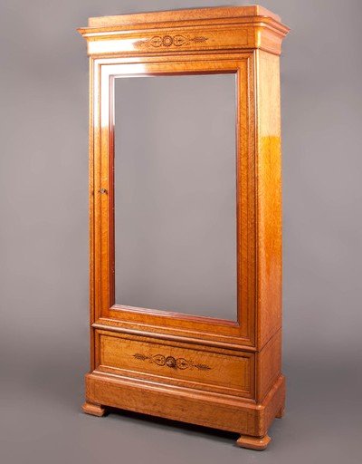 Charles X Period Wardrobe In Speckled Maple