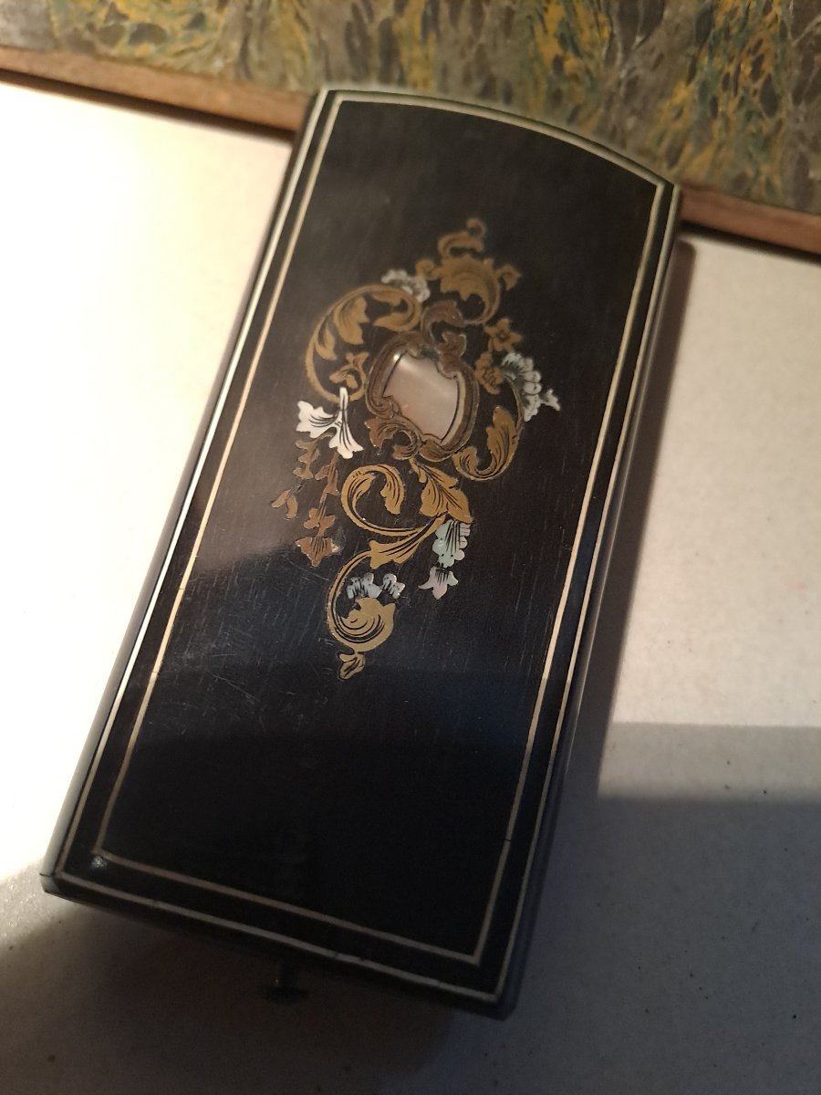 Complete 19th Century Gold Sewing Kit Box-photo-1