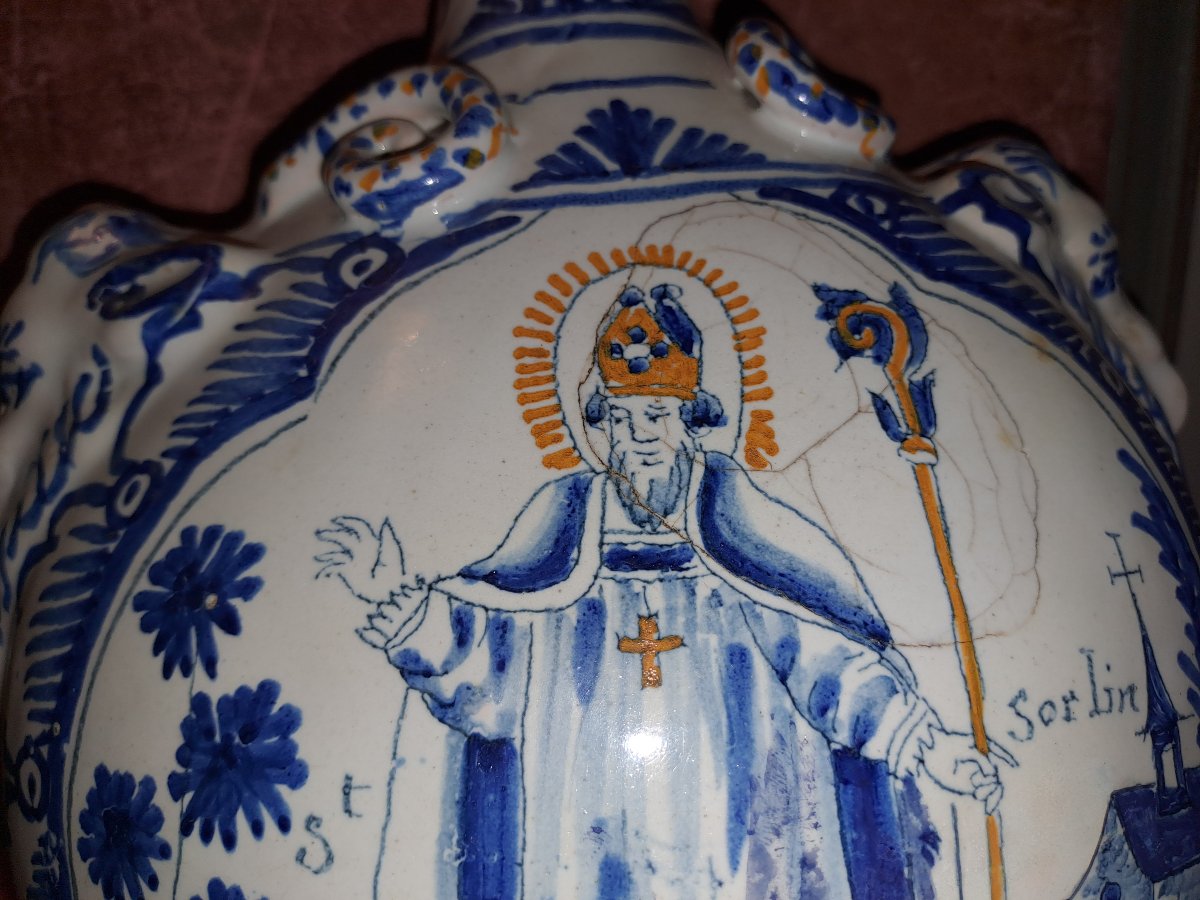 Rare Polychrome Nevers Flask-photo-2