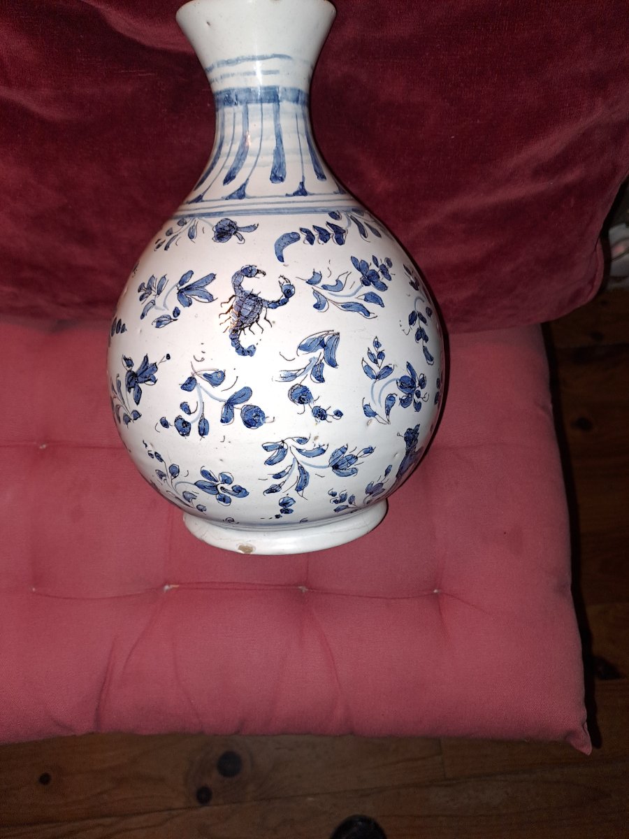 Nevers Earthenware Vase Or Bottle Decorated With A Bird, Lioness, Crab, Or Scorpion; 18th Century