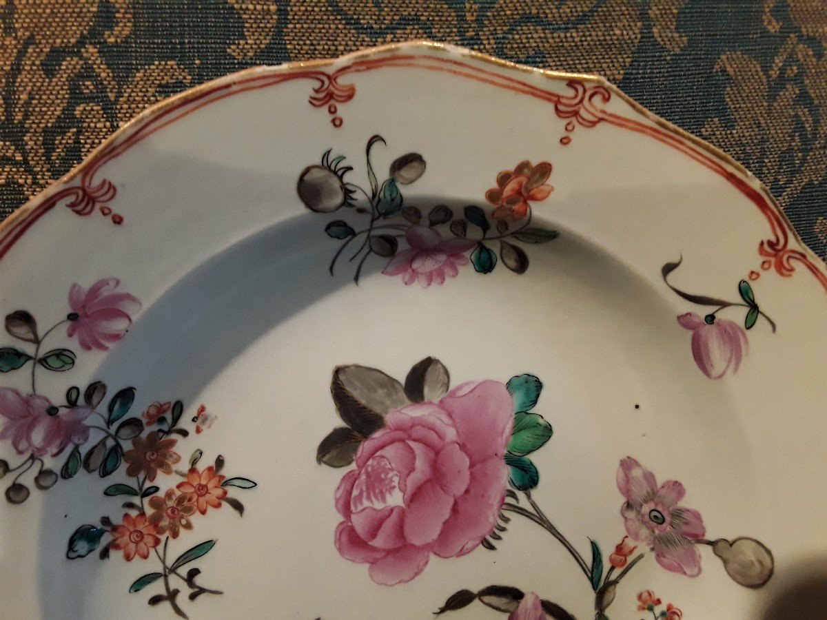 Chine Compagnie Des Indes Rare  Assiette  à Decor De Fleurs  Inspirée  De Meissen époque 18e Si-photo-4