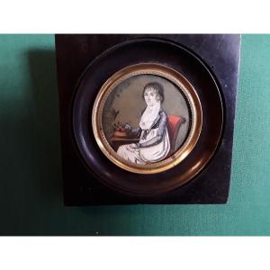 Miniature  Portrait De Jeune Femme Au Bouquet   De Fleurs époque Directoire