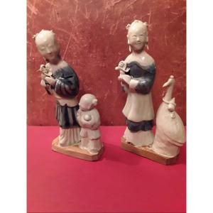 China 2 Celadon Porcelain Statuettes Qing Period Mid-18th Century Qianlong (1735-1796)