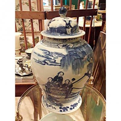 China Large Blue And White Jar With A Decor Women Run And Children 19th