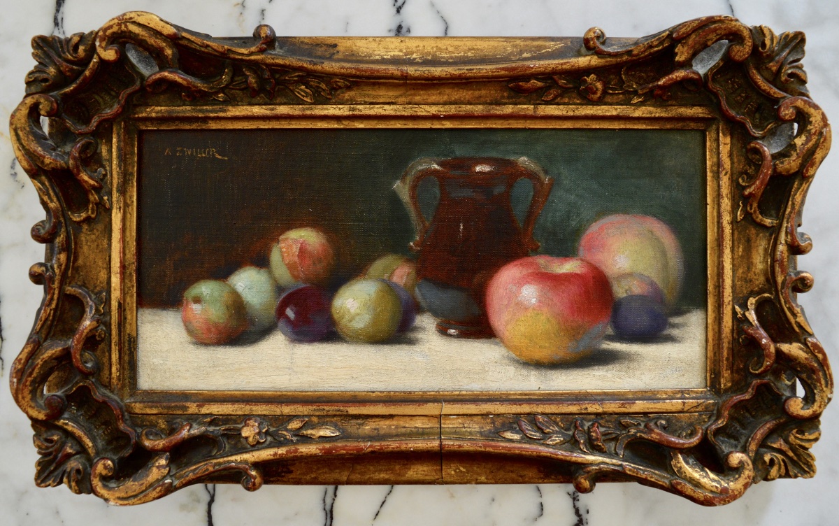 ZWILLER Augustin (1850-1939)  « Nature morte aux prunes, pommes et au pichet »  Alsace Henner -photo-1