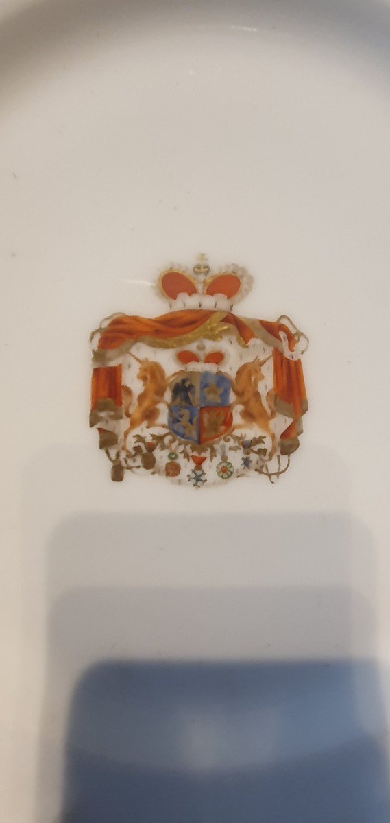 Assiette Porcelaine Armorié Blason Ducal Ou Princier-photo-2