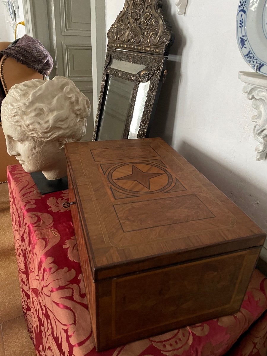 Large Marquetry Box With Original Key-photo-3