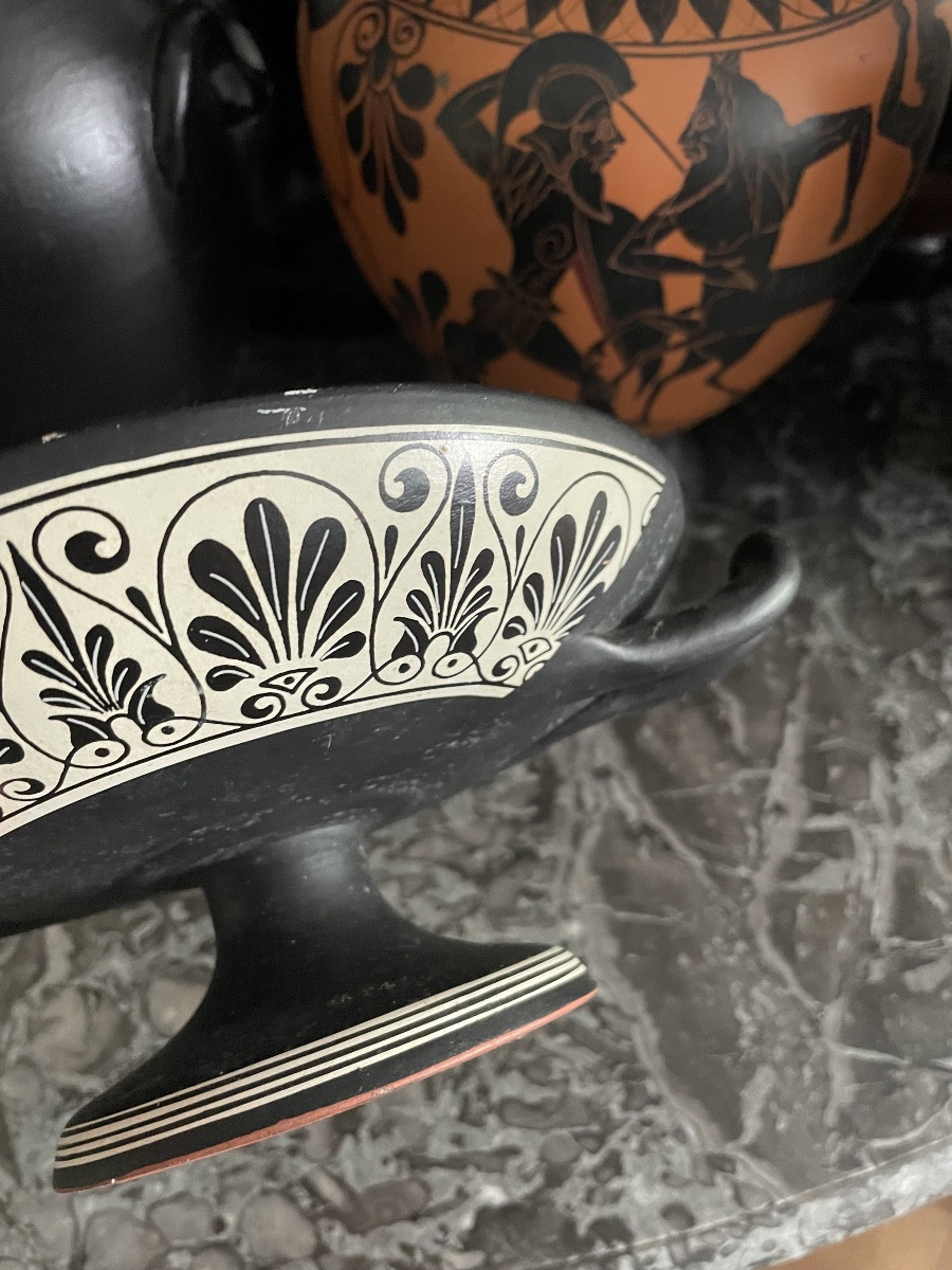 Kelix noir avec motifs grecque